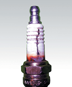 spark-plug-flash-over2